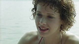 Famosas desnudas » Sylvia Kristel desnuda - Julia (1974)