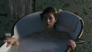 Celebridades desnudas » Felicity Jones sexy - Northanger Abbey (2007)