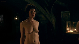 Celebrità nude » Caitriona Balfe nuda - Outlander s01e07 (2014)