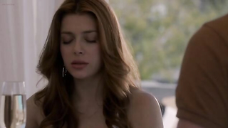 Celebridades desnudas » Elena Satine sexy - Revenge s04e04 (2014)