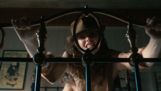 Celebridades desnudas » Lydia Wilson sexy - Ripper Street s03e03 (2014)