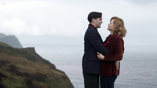 Celebridades desnudas » Maxine Peake desnuda - Room at the Top s01e02 (2012)