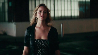 Celebridades desnudas » Jennifer Lawrence sexy - The Beaver (2011)