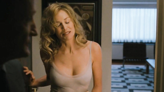 Celebridades desnudas » Sharon Stone sexy - La conspiración de Birmania (2011)