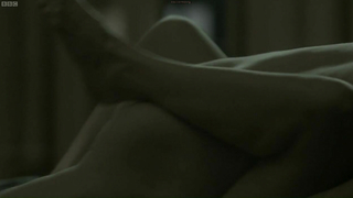 Famosas desnudas » Sofia Helin desnuda - The Bridge s01e02 (2011)