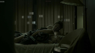 Famosas desnudas » Sofia Helin desnuda - The Bridge s01e02 (2011)