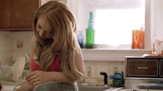 Celebridades desnudas » Juno Temple sexy - The Brass Teapot (2012)