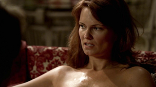 Celebridades desnudas » Danielle Sapia desnuda - True Blood s01e01 (2008)