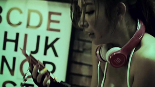 Celebridades desnudas » Jessica Cambensy desnuda, Candy Yuen desnuda - Zombie Fight Club (2014)