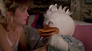 Celebridades desnudas » Lea Thompson sexy - Howard the Duck (1986)