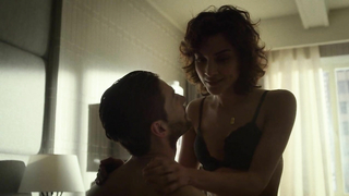 Celebridades desnudas » Amber Rose Revah sexy - The Punisher t01e08 (2017)