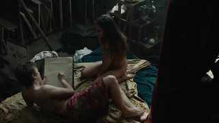 Celebridades desnudas » Alicia Vikander desnuda - Tulip Fever (2017)