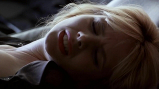 Celebridades desnudas » Rosanna Arquette desnuda - Crash (1996)