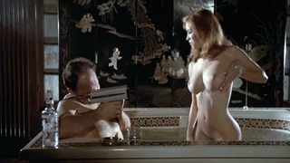 Famosos desnudos » Monique Gabrielle desnuda, Marcia Karr desnuda - Chained Heat (1983)