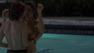 Nude celebs - Denise Richards nude, Neve Campbell sexy - Wild Things (1998)