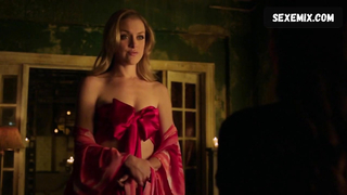 Rachel Skarsten, Anna Silk Lesbian, scène dans Lost Girl s03e12 (2013)