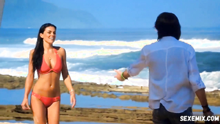 Serinda Swan, Grace Park, Angela Lindvall Bikini, cena em Hawaii Five-0 s01e22 (2011)