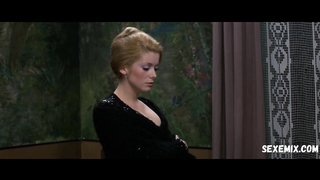 Catherine Deneuve topless, scena w Syrence z Mississippi (1969)