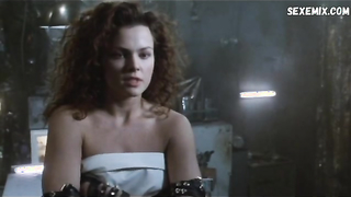 Dina Meyer sexy, cena em Johnny Mnemonic (Japanese Cut) (1995)