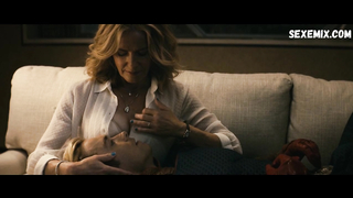 Elisabeth Shue, Brittany Allen sexy, escena en The Boys s01e05 (2019)