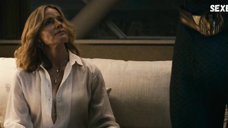 Elisabeth Shue, Brittany Allen sexy, escena en The Boys s01e05 (2019)