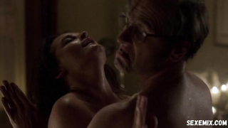 Gillian Alexy sexy, scena in The Americans s03e01 (2015)