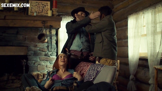 Seios de Katherine Barrell, cena em Wynonna Earp s03e10 (2018)