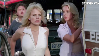 Peggy Trentini, Jennifer Runyon, Lori Sutton sexy, scena in Up the Creek (1984)