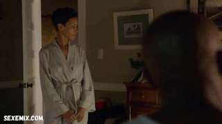 Chastity Dotson, Kathleen Robertson seksi, Murder in the First'teki sahne s01e02 (2015)