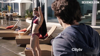 Margarita Levieva bikini rouge, scène dans Revenge s01e08 (2011)