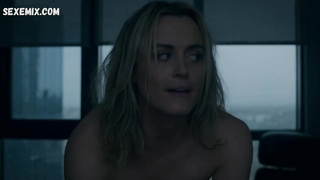 Taylor Schilling, Monica Rae Summers Gonzalez, scena w Orange Is the New Black s07e06-07 (2019)