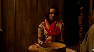 Kay Panabaker sexy, Szene in Little Birds (2011)