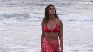 Escena de bikini de Kathy Ireland en Alien from LA (1988)