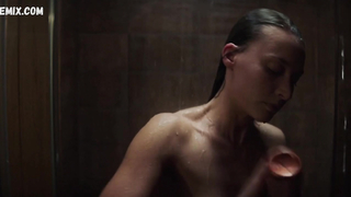 Josefin Asplund desnuda en la ducha, escena en Sanctuary s01e03e06 (2019)