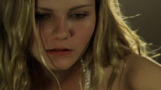 Julia Brendler et Kirsten Dunst, scène sexy dans Deeply (2000)