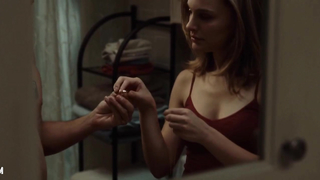 Natalie Portman muestra el cuerpo en lencería, escena en Brothers (2009)