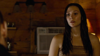 Elizabeth Olsen w nagiej scenie z filmu Oldboy z 2013 roku