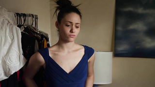 Emmy Rossum, Amy Smart sexy, escena en Shameless s01e11 (2011)