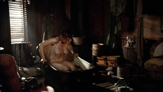 Robin Weigert nackte, sexy Szene in Deadwood s03e02-07 (2006)