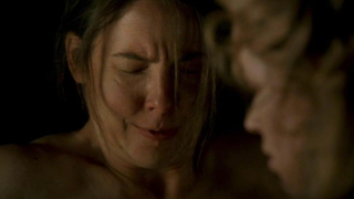 Robin Weigert nackte, sexy Szene in Deadwood s03e02-07 (2006)