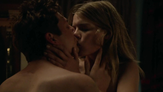 Emma Greenwell desnuda, Follando - Shameless s05e03 (2015)