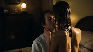 Rosamund Pike nuda, Ayelet Zurer nuda, scena di sesso - Fugitive Pieces (2007)