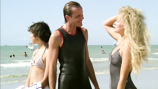 Arielle Dombasle, Rosette desnuda, escena de sexo de Pauline en la playa (1983)