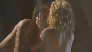 Kim Basinger desnuda, escena de sexo de Soñé con África (2000)