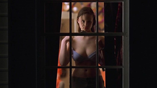 Thora Birch desnuda, escena en American Beauty (1999)