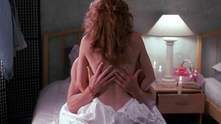 Lea Thompson, Victoria Jackson desnuda, escena de sexo de Casual Sex (1988)