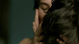 Sibel Kekilli nuda, scena di sesso da Gegen die wand (2004)