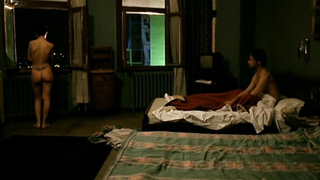 Sibel Kekilli nuda, scena di sesso da Gegen die wand (2004)