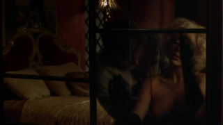 Elena Satine y Jessica Marais desnudas, escena de sexo de Magic City s02e08 (2013)