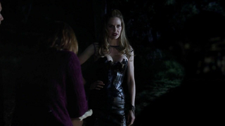 Scena erotica di Kristin Bauer da True Blood s04 (2011)